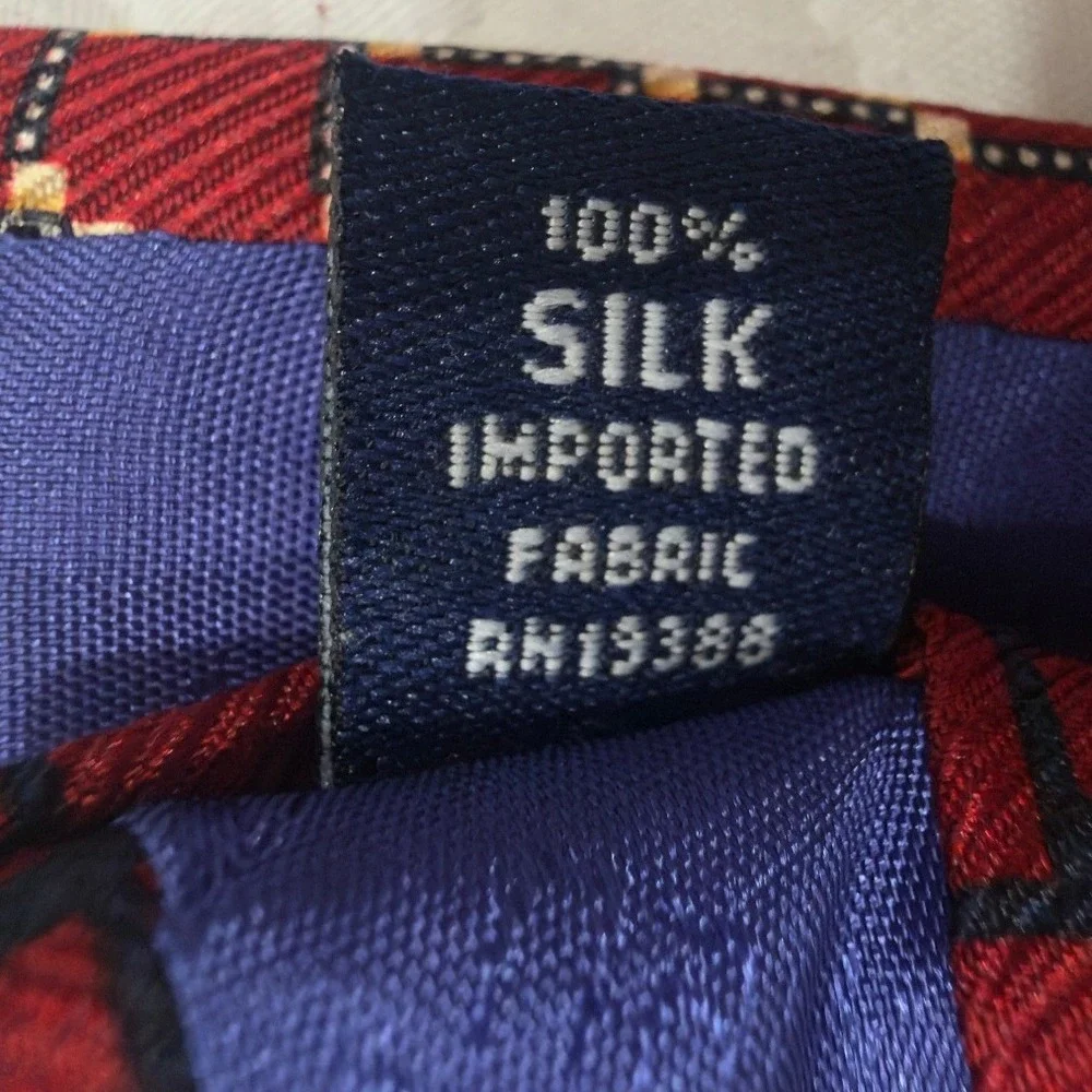 Nautica Mens Red Blue Gold Diamond Geometric 100% Silk Necktie Tie RN13388